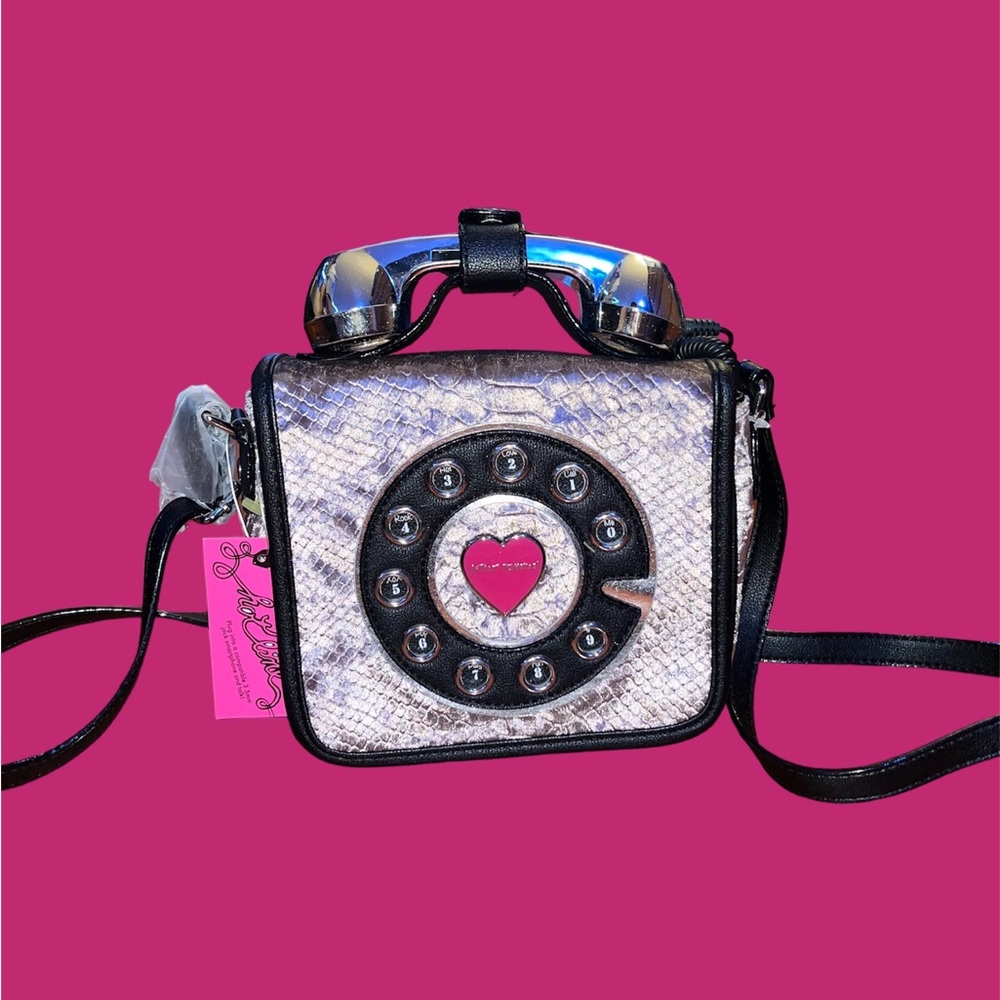 NWT Bestest Johnson Phone purse rose gold velvet snakeskin